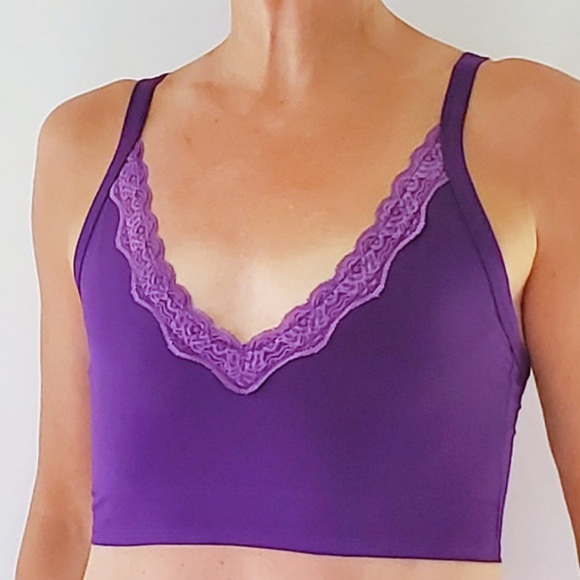 The Busted Tank Bra - Picture 5 of 8